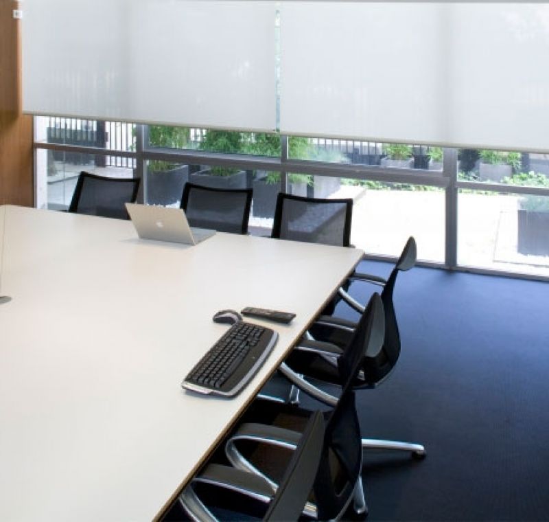 Limpieza de oficinas, despachos y naves en Toledo